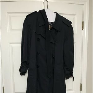 Men’s Burberry Trenchcoat